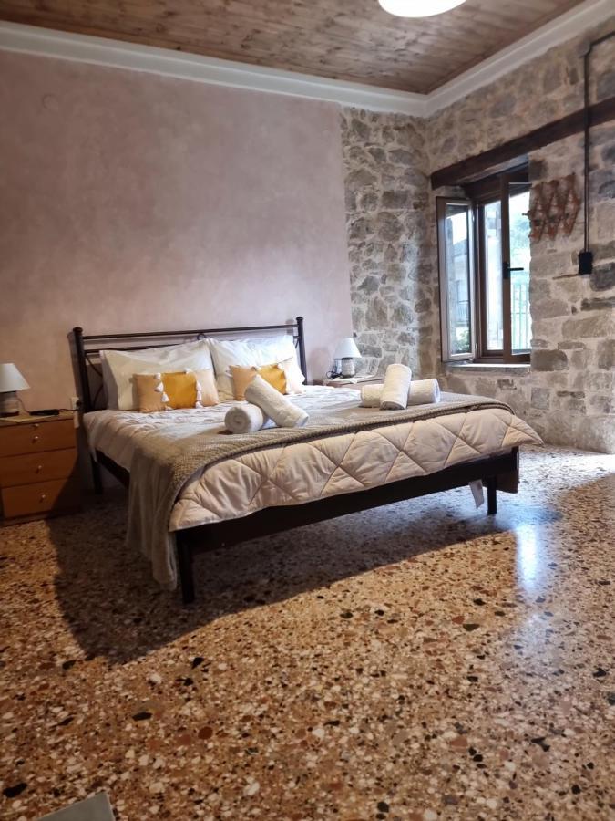 Apartmán Οικιεσ Παλιοσ Φουρνοσ Pramanta Exteriér fotografie